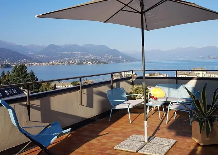 Terrace View Daire Stresa