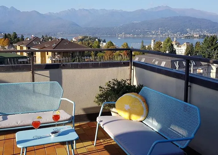 Terrace View Daire Stresa