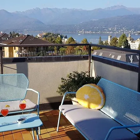 Terrace View Apartment Stresa